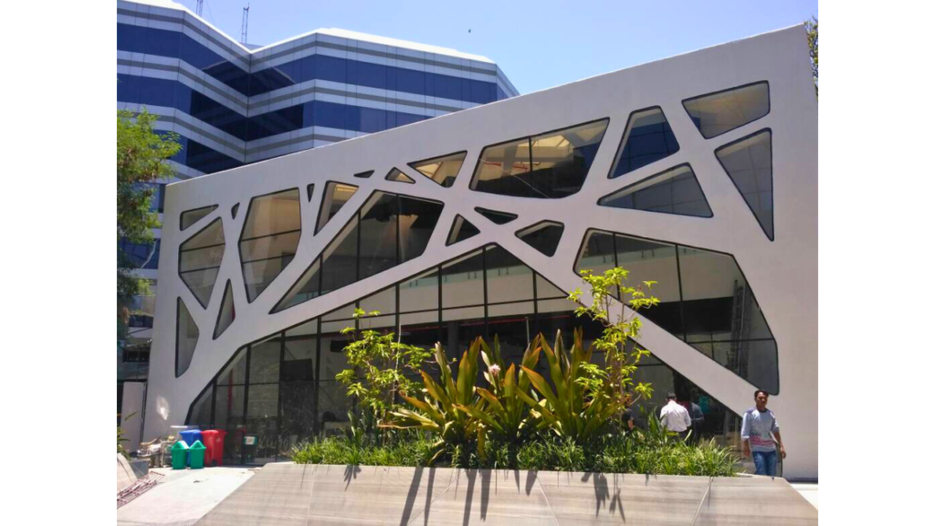 PREMIUM PROJECTS - 09 SHAPE GLAZING